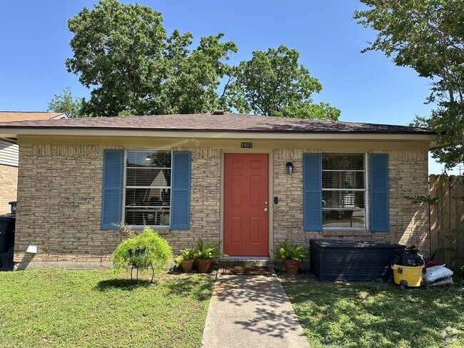 Building Photo - 1402 Gramma Ct Rental
