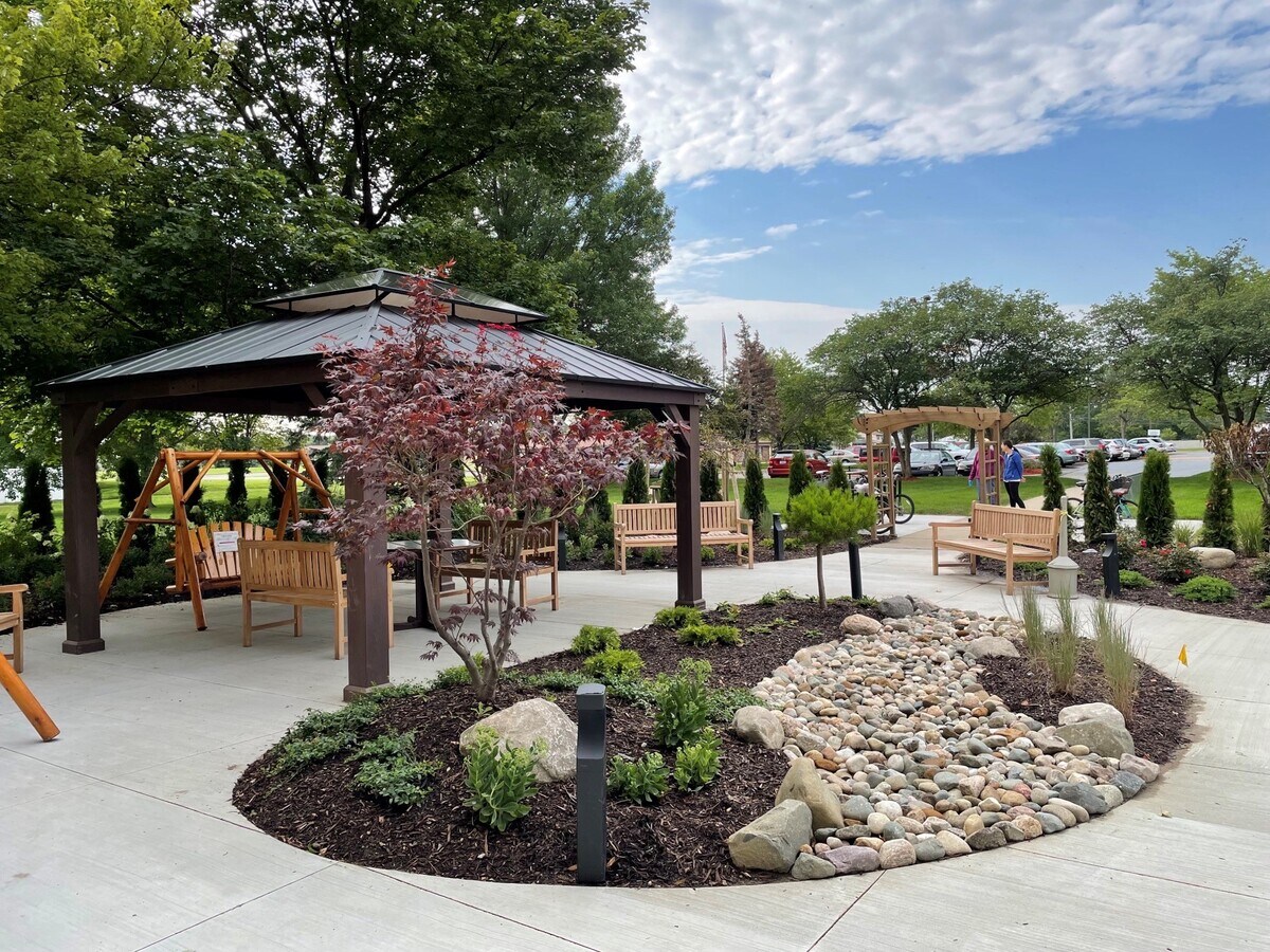 Photo - Madison Heights Co-Op