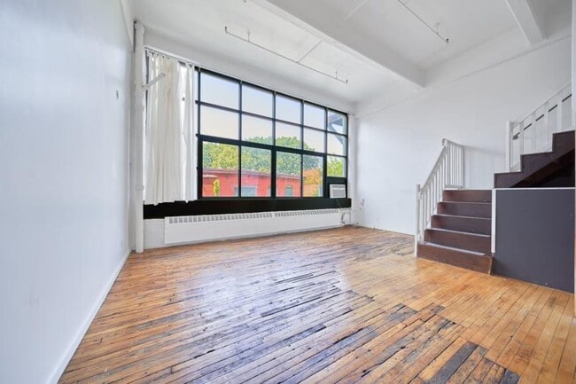 Building Photo - 1 bedroom in Brooklyn NY 11231 Unit 2S Rental