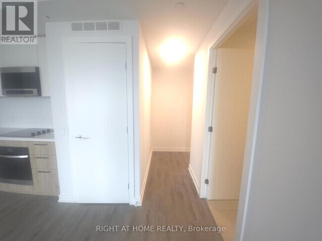 Photo - 21 Meadowdale Rd Unit 902