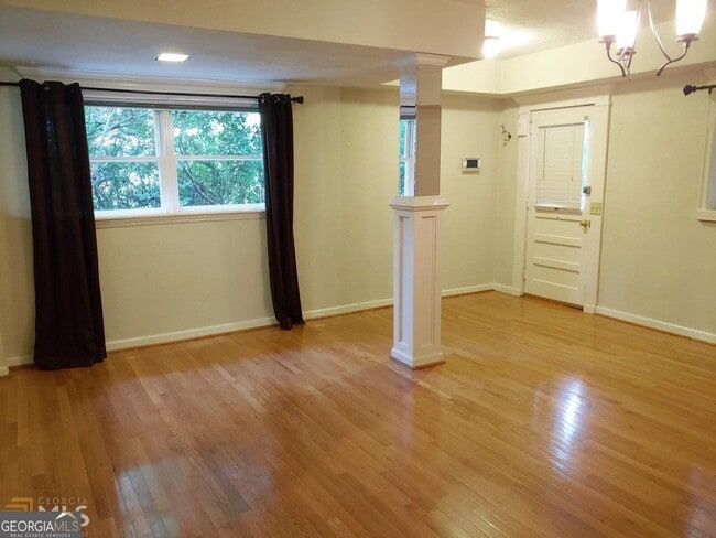 76 Laurel Forest Cir NE
