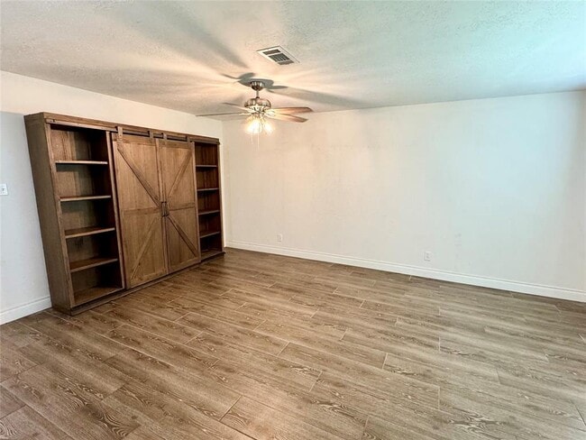 Photo - 3314 Crestdale Dr Casa