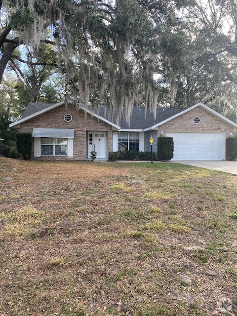 Building Photo - 3/2 with bonus room, on a quiet street, $1... Rental