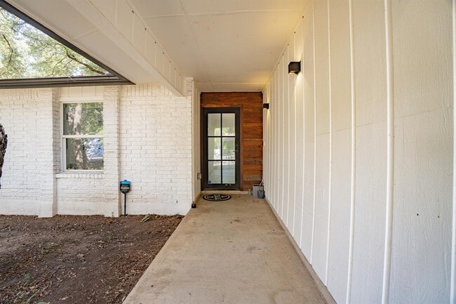 Photo - 12225 Wallingstone Ln