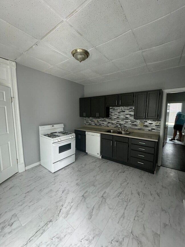 Photo - Move in Ready