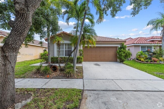 Building Photo - 18057 SW 30th Ct Rental