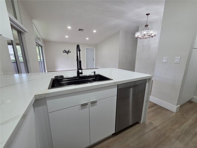 Photo - 15798 Woodgate Ct