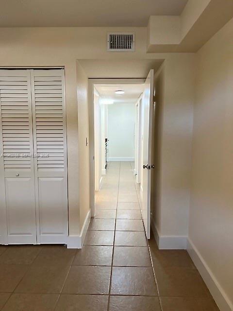 Photo - 2811 N Oakland Forest Dr Unidad 102