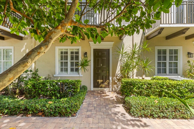 Photo - 65 SE 5th Ave