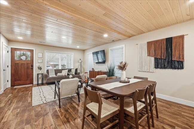 Photo - 1434 S Euclid Ave Unidad SI ID1388271P