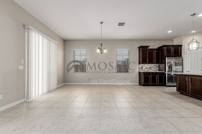 Photo - 800 E Tonto Pl