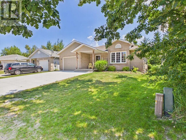 Photo - 14 Eastgate Dr