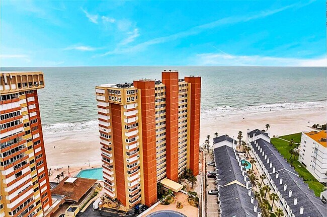 Photo - 17940 Gulf Blvd Unidad 2D