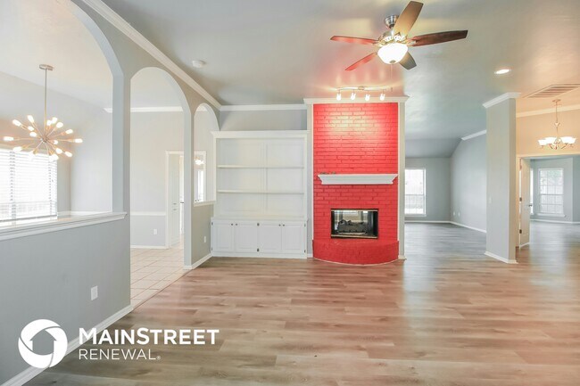 7400 NW 112th St