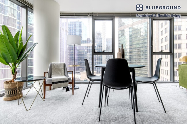 Photo - 210 N Wells St Unit FL19-ID271