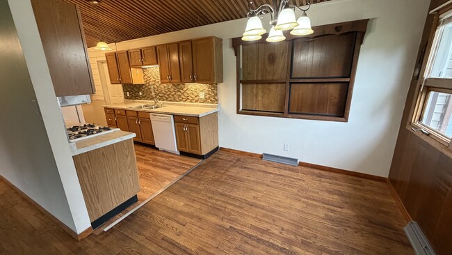 Photo - 101 McKinley Cir