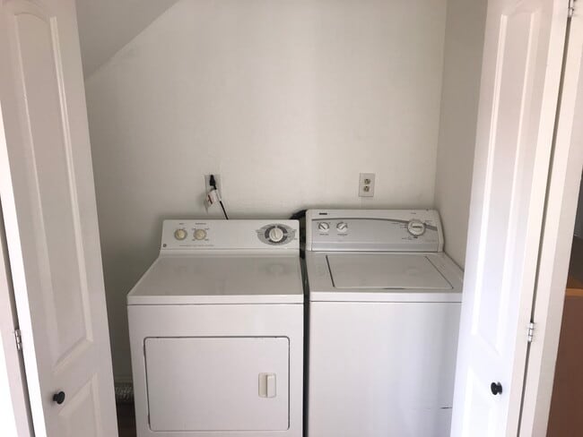 Photo - 3309 Oregon Dr Unidad A