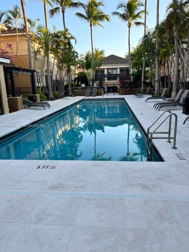 Photo - 2891 NE 185th St