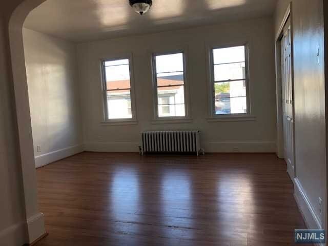 Photo - 18-26 N Broad St Unidad 17