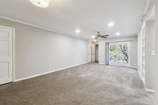 Photo - 3404 Latania Dr Unit 323