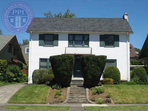 Photo - No Security Deposit with Rhino!!! Charming...