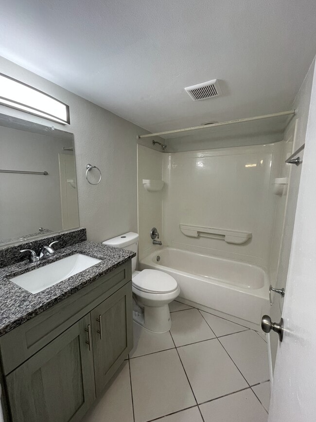 Photo - 602 Orange Dr