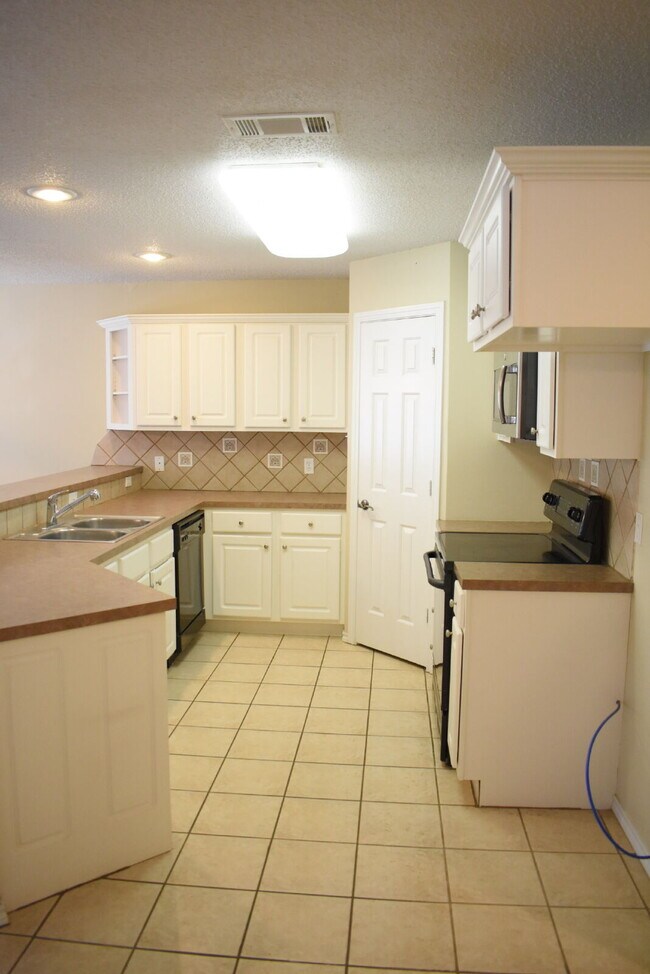 Photo - Updated Duplex with Large Basement in Cooper School District! Unit A