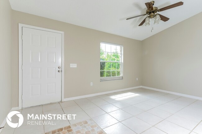 Photo - 2041 Claremont Dr