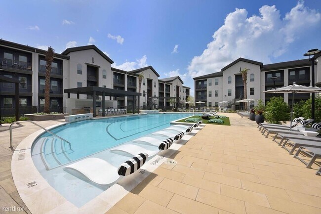 Photo - 3 br, 2 bath Condo - 689 Basilica Bay Dr F...