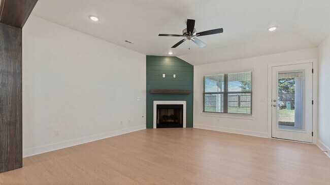 Photo - 4246 W Buckaroo St