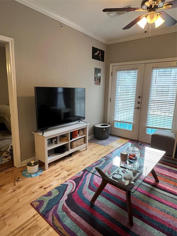 Photo - 2502 Leon St Unit 303