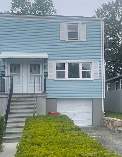 Building Photo - 7 Eclipse Ave Unit B Rental