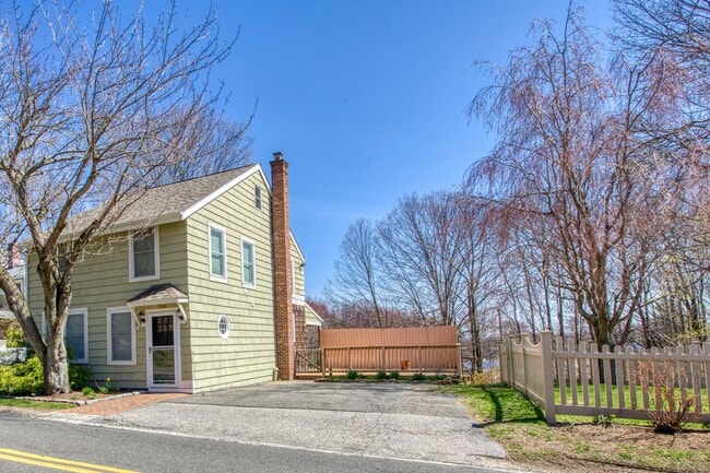 Photo - Lovely 2 Bedroom Single Family Home in Historic Monroe District