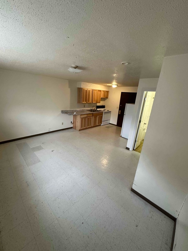 Photo - 320 Oak Ave N Unit 109