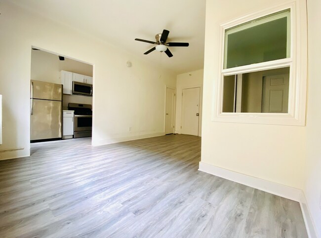 Photo - 1623 Mariposa Ave Unit 107A