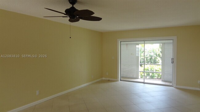 Photo - 700 Layne Blvd Unit 319