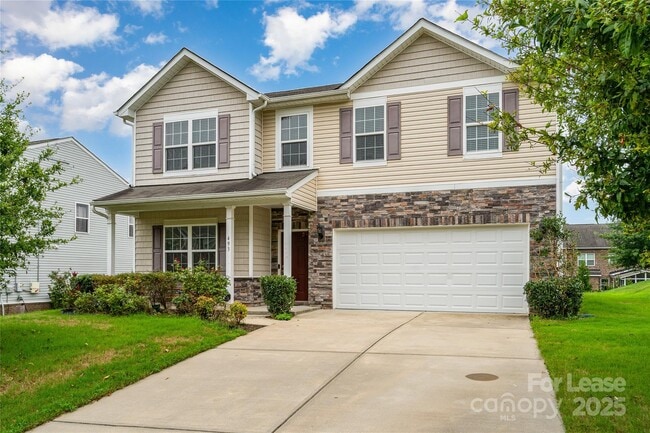 Photo - 493 Twelve Oaks Ln