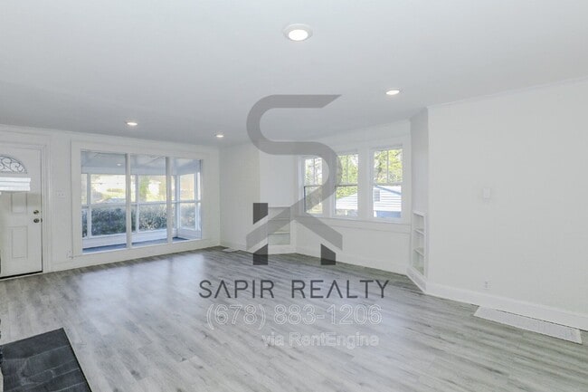 Photo - 1026 Lynhurst Dr SW