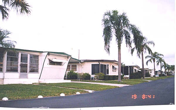Photo - Gateway Mobile Home Park