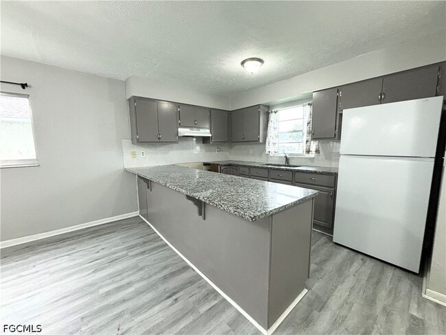 Photo - 1720 SE Santa Barbara Pl