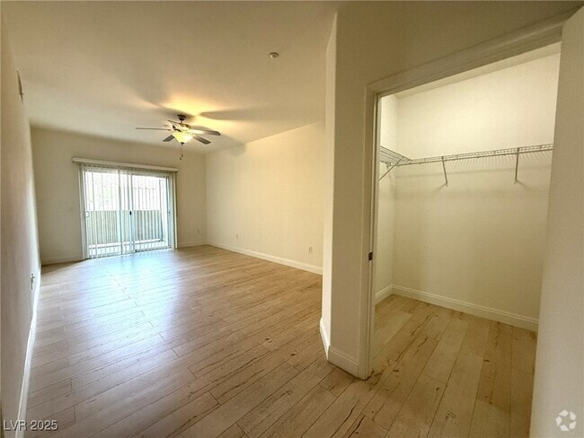 Building Photo - 50 Aura de Blanco St Unit 10101 Rental