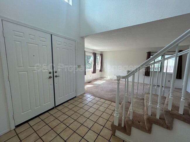 Photo - 284 Preakness Ln