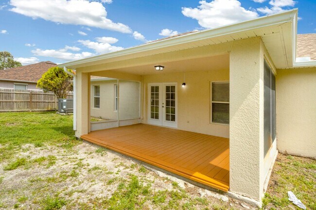 Photo - 163 Abello Rd SE