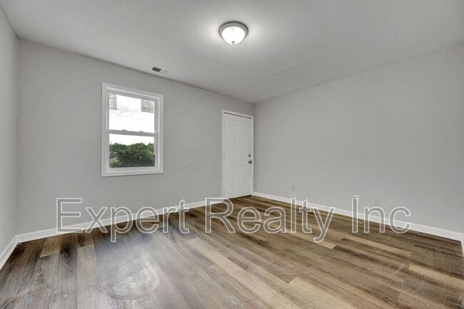 Photo - 1732 32nd Pl N