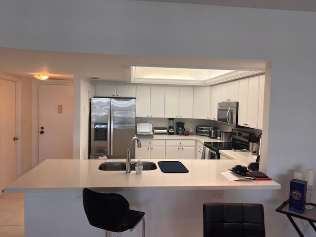 Photo - 5100 N Ocean Blvd Unidad 1701