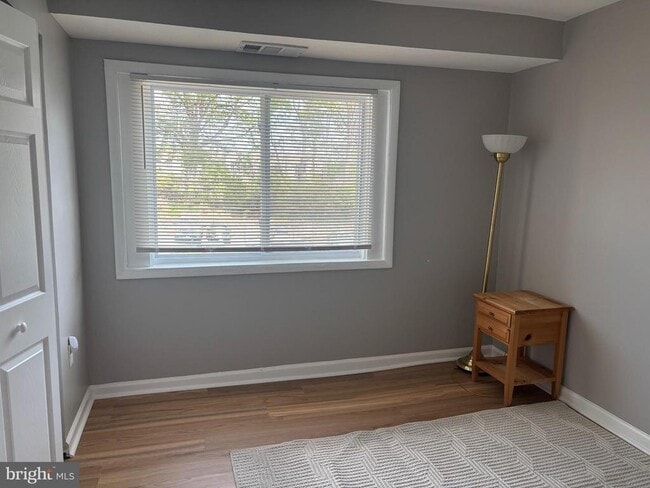 Photo - 9276 Adelphi Rd Unit 201