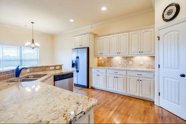 Photo - 5703 W Murfield Dr