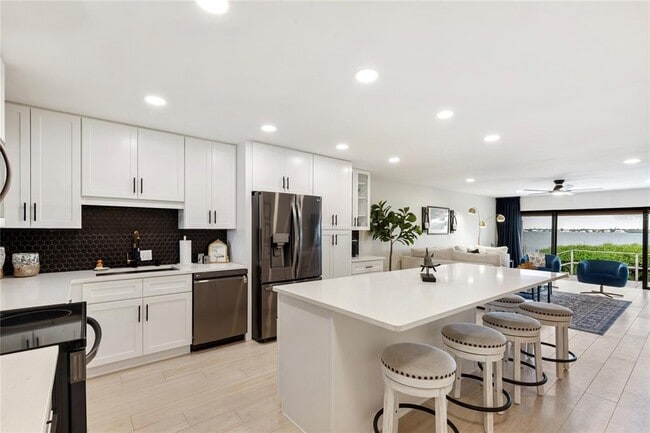 Photo - 3887 Catalina Dr