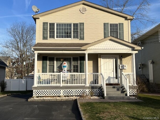 Building Photo - 56 Linwood Rd N Unit 2nd Fl