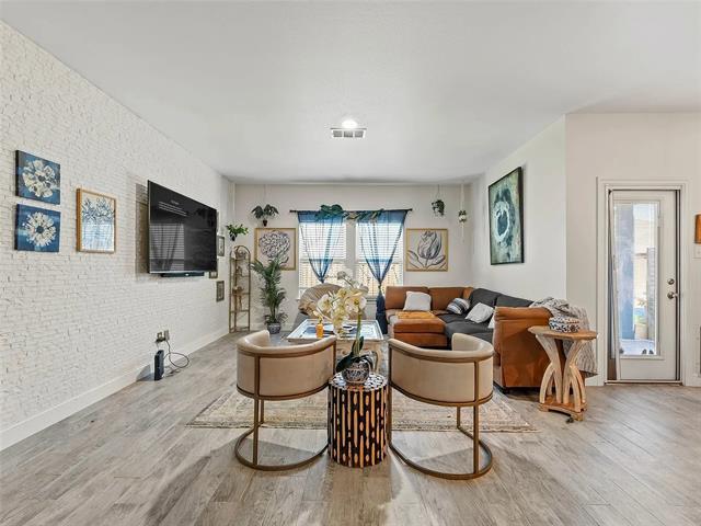 Photo - 11321 Pecan Crk Dr